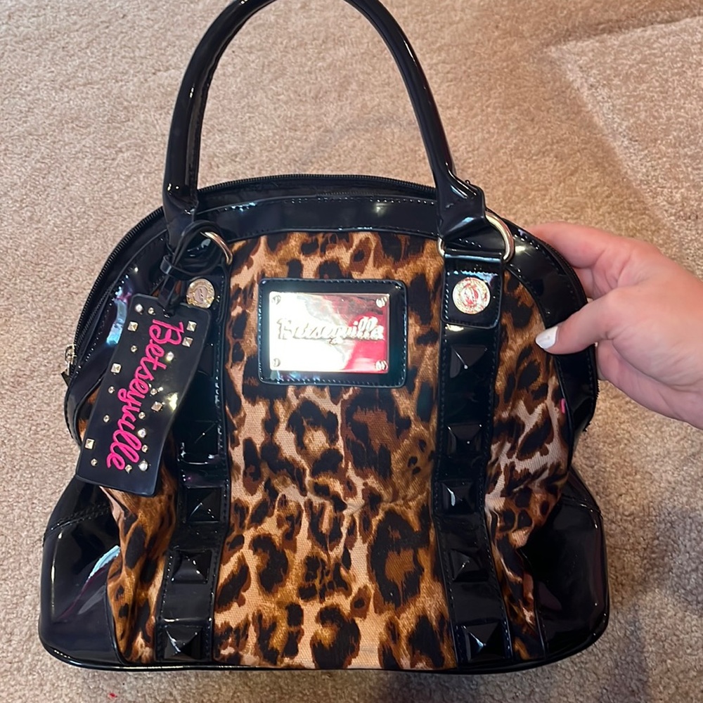 Betsy Johnson cheetah print purse